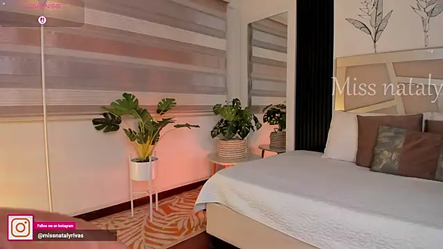 Chat +18 de missnataly ao vivo