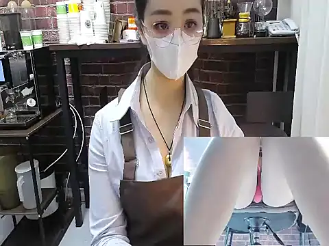 Latte-01 – Live XXX-chat