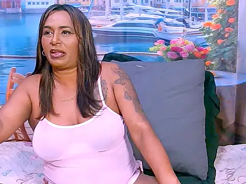 Chat +18 de indiansparkle ao vivo