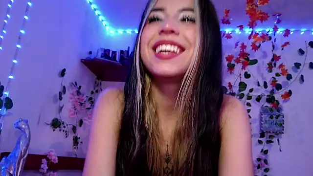 Chatroom XXX en direct de Kittyuwu_