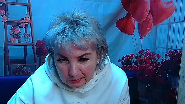 RenataDaster élő XXX-chatje