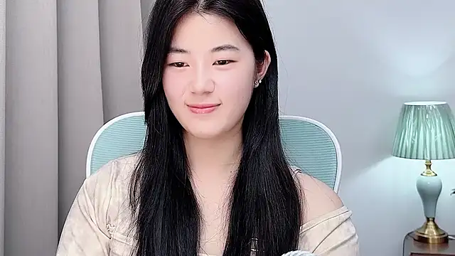 Nicole20266 现场XXX聊天