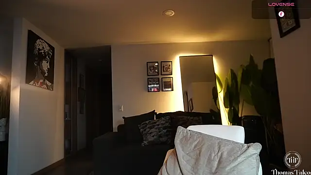 Chat +18 de Thomas_Falcon1 ao vivo