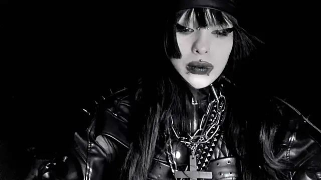 XXIOUX – Live XXX-chat