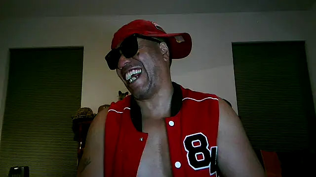 pimpdaddy4ever: онлайн-секс-чат