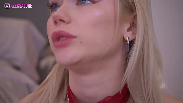 Živý XXX chat LexieLoree