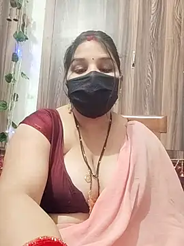 HOT_SEXY_BHABHI2 Adlı Modelin Canlı XXX Sohbeti