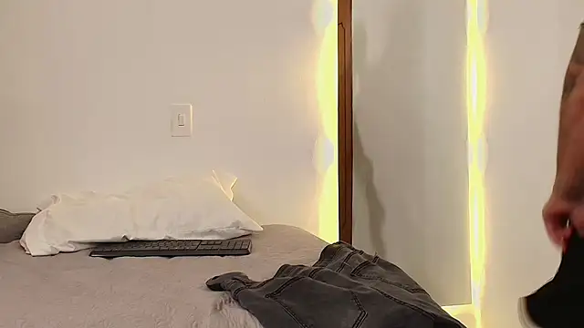 Rose_dom live XXX chat