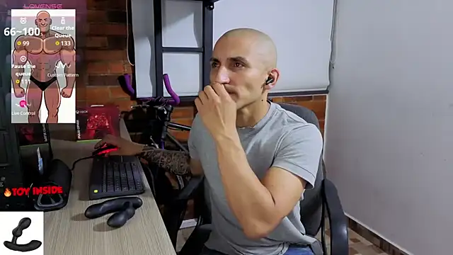 Marck_Muscle Show Webcam