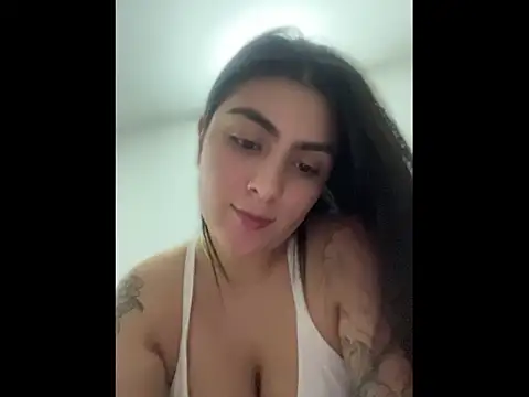 IrisBaker Live XXX-Chat