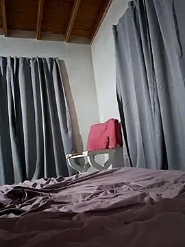 Paulitta- – Live XXX-chat