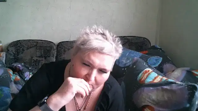 Lana555 现场XXX聊天