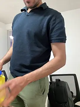 AdrianGarcia89 Show Webcam