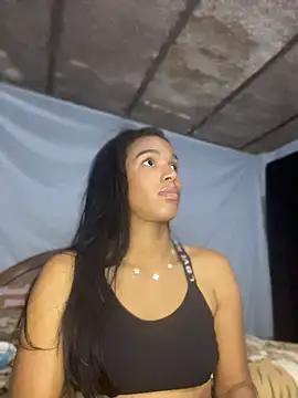 FlorSalvaje_ Chat XXX live