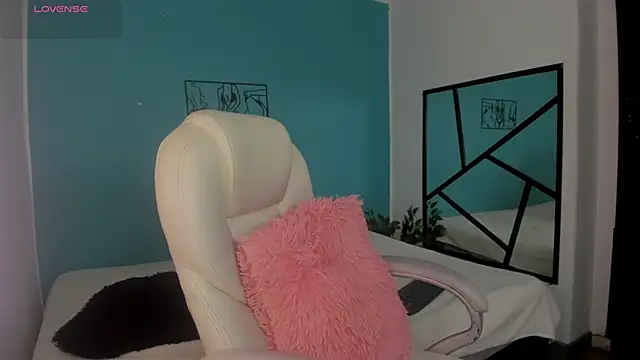 Honey__kiss Webcam Show