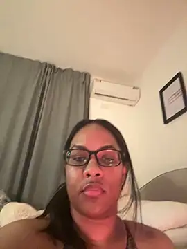 ChaniitaのライブXXXチャット