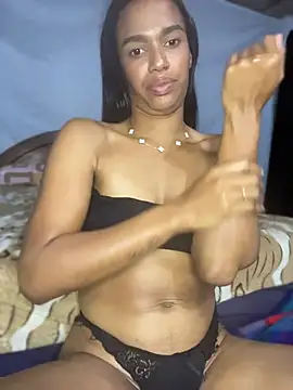 FlorSalvaje_ Adlı Modelin Canlı XXX Sohbeti