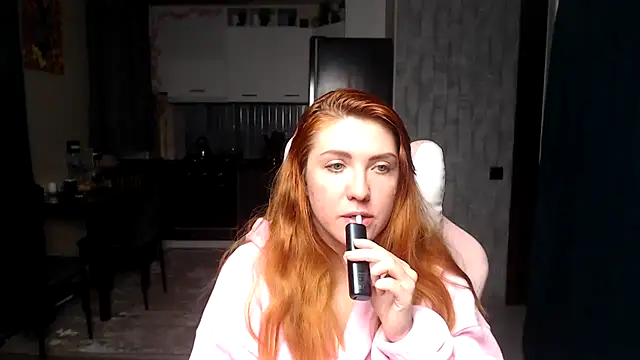 Reginasmilee: онлайн-секс-чат