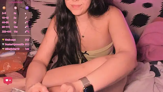 Chat XXX en directo de Evie-Luna