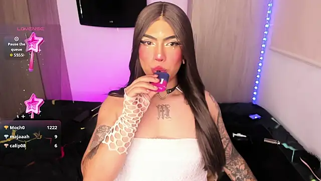 Sophie_whitexxx 在線直播表演