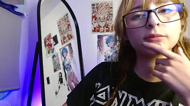 CelesteAyase Adlı Modelin Canlı XXX Sohbeti