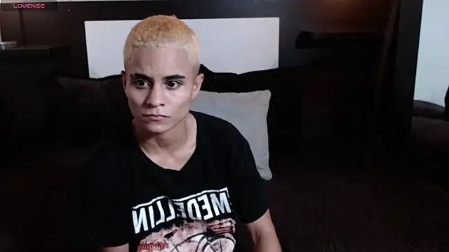 Liiamthompson live XXX chat