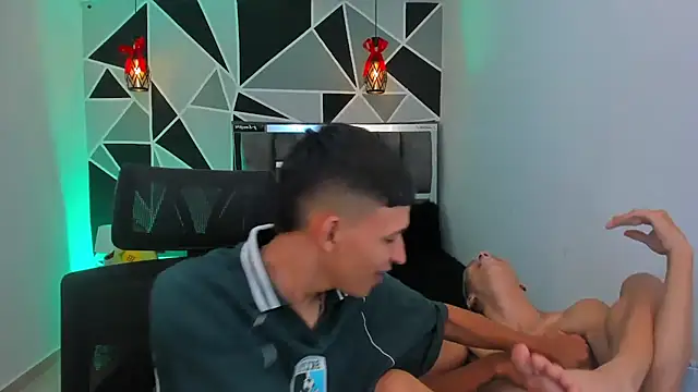 Juan_Nd_Steven Pertunjukan Webcam