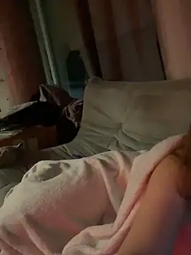 Chat XXX en directo de elliepixie