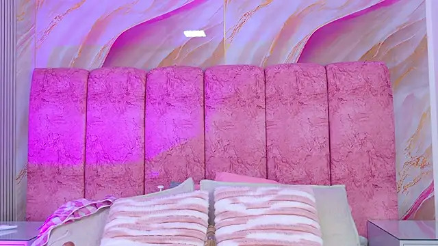 emmacurvy: απευθείας συνομιλία ΧΧΧ