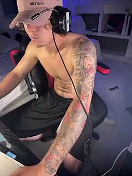 AngelLatinBoy Adlı Modelin Canlı XXX Sohbeti