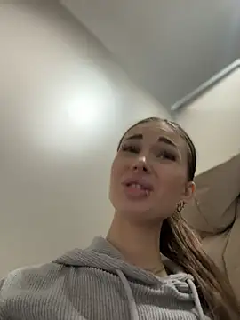 Charming_Ritta Live XXX-chat