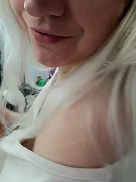 แชท XXX สดของ ScarletCallings_420