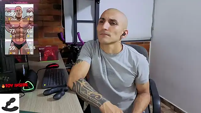 Marck_Muscle Show Webcam