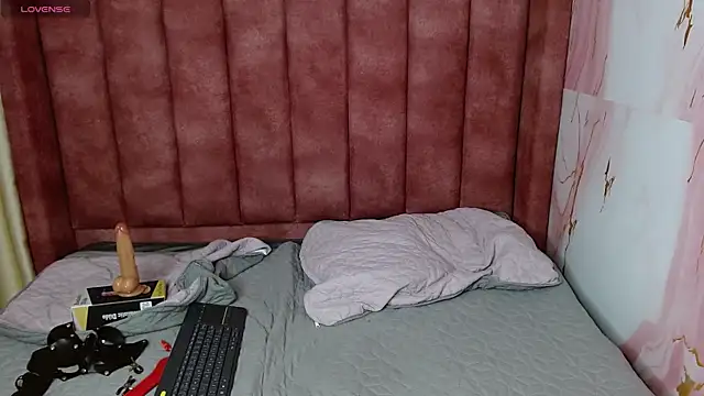 alana_mabel élő XXX-chatje