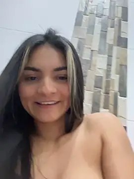 Cat2525: διαδικτυακό σόου στην κάμερα