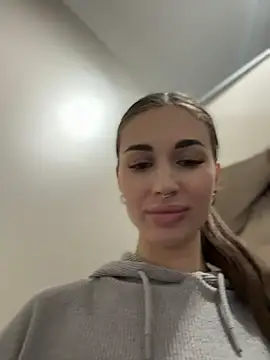 Charming_Ritta élő XXX-chatje