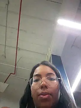 SheenaBrooke 即時 XXX 聊天