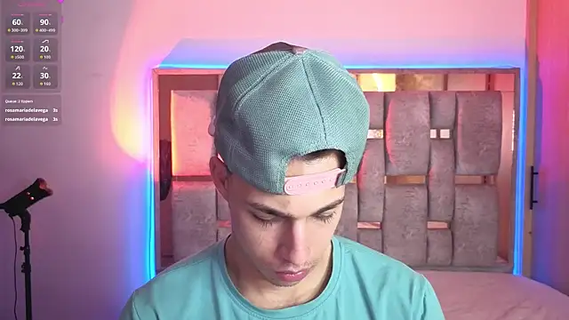 orionblaze69_ Adlı Modelin Canlı XXX Sohbeti