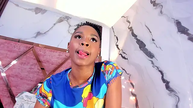 Chat +18 de kandy_bronw ao vivo