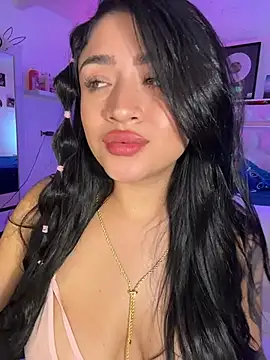 lucianaroy Chat XXX in diretta