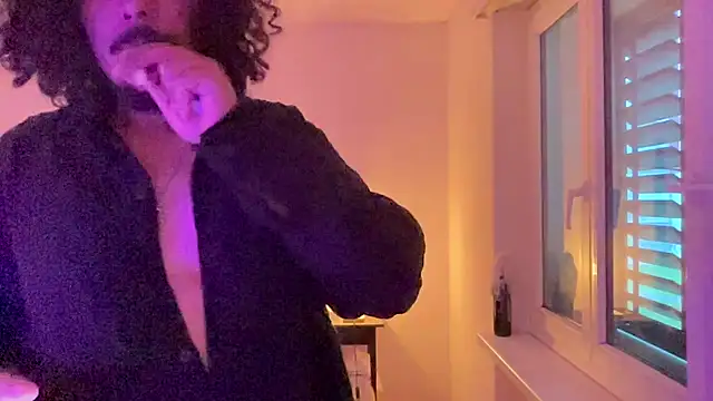 daddyvibes Show in webcam