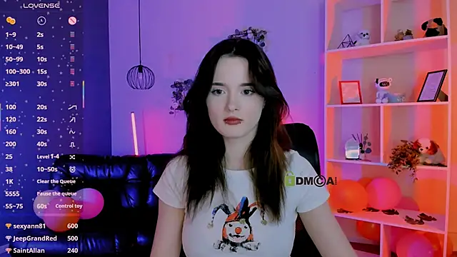 liana_kisses 现场XXX聊天