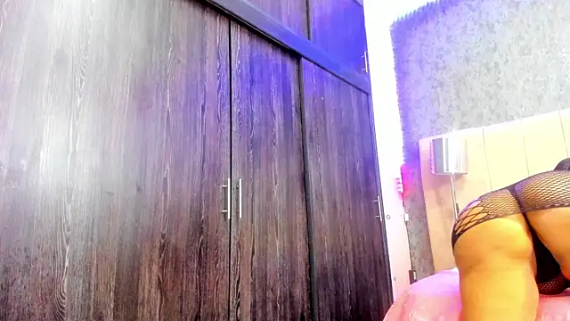 ava-am: απευθείας συνομιλία ΧΧΧ