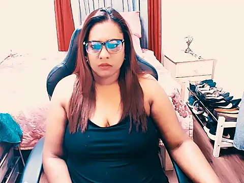 Živý XXX chat Indianlust69