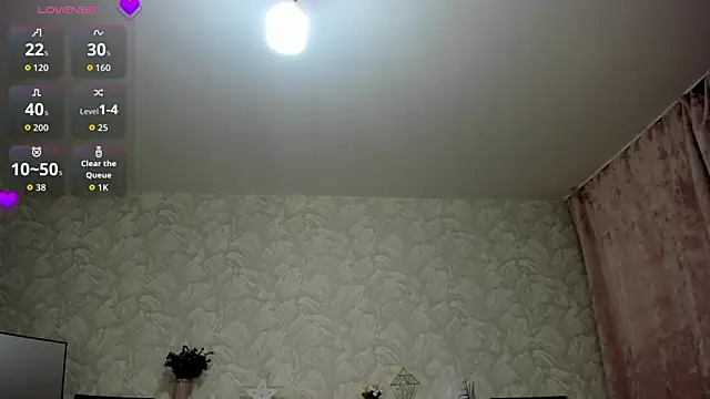 دردشة KattyPeachX الجنسية المباشرة