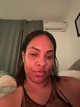 Chatroom XXX en direct de Chaniita