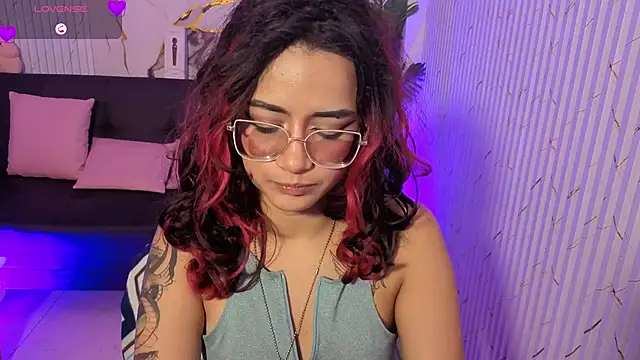 kristen_tay Live XXX-Chat