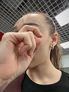 ElizaFi's Live XXX Chat