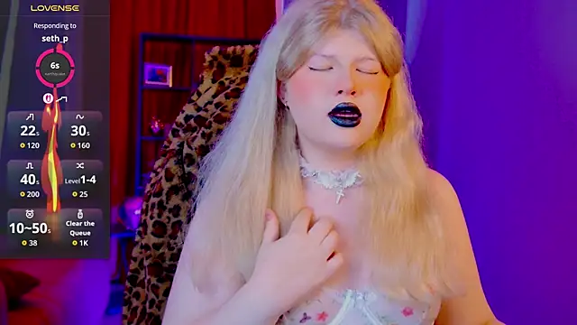 LilithNlsn: онлайн-секс-чат