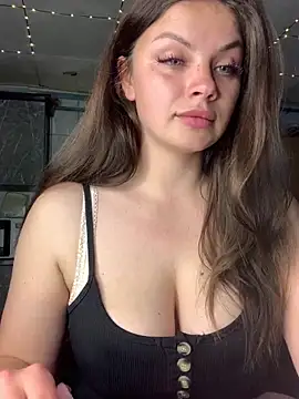 دردشة Sweeeeet_Candy الجنسية المباشرة